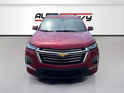Used 2023 Chevrolet Traverse Premier AWD/4WD image 2