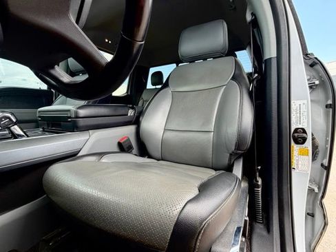 Used 2021 Ford F150 Lariat w/ Equipment Group 502A High AWD/4WD image 7