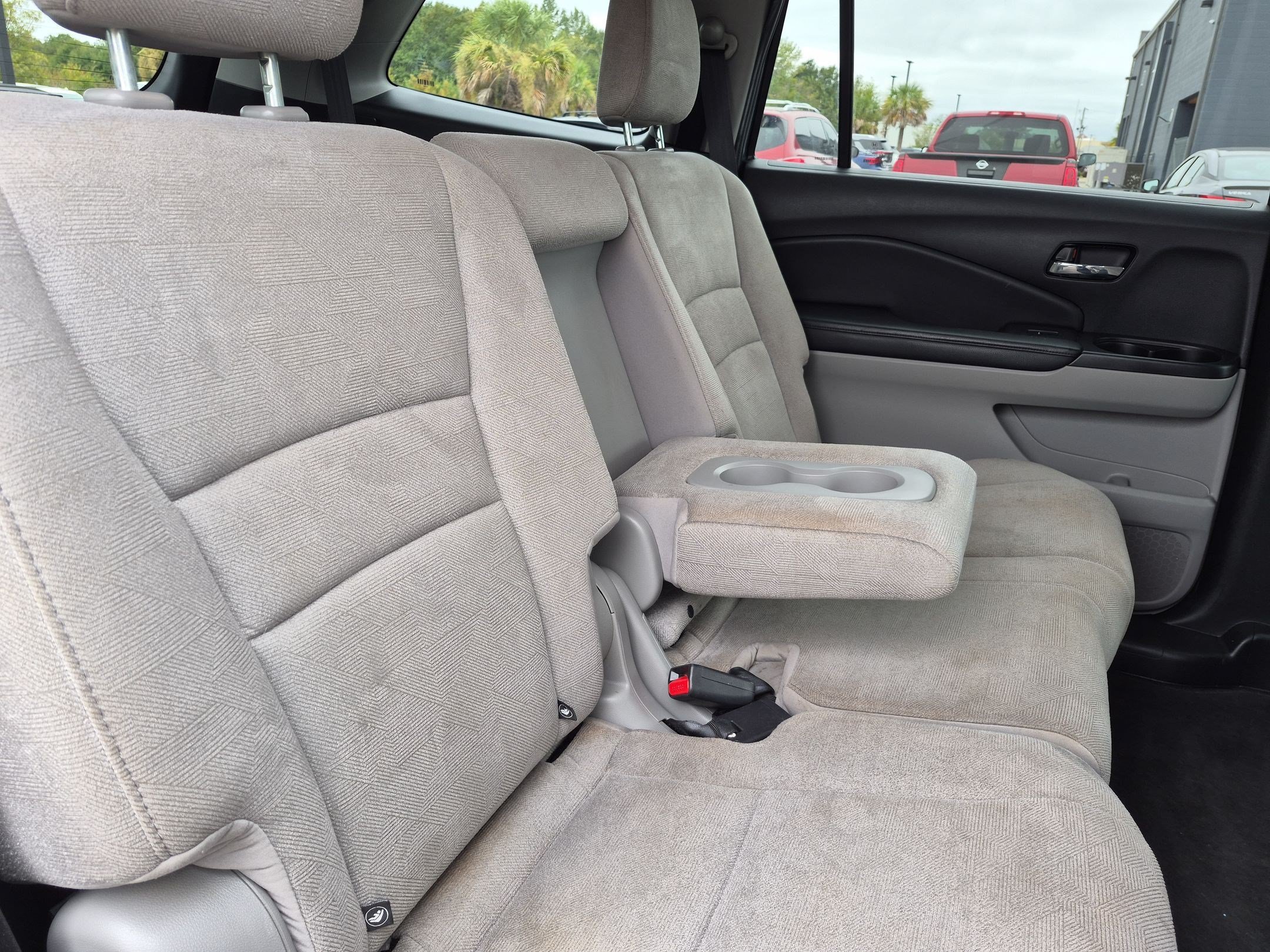 Used 2021 Honda Pilot EX image 30