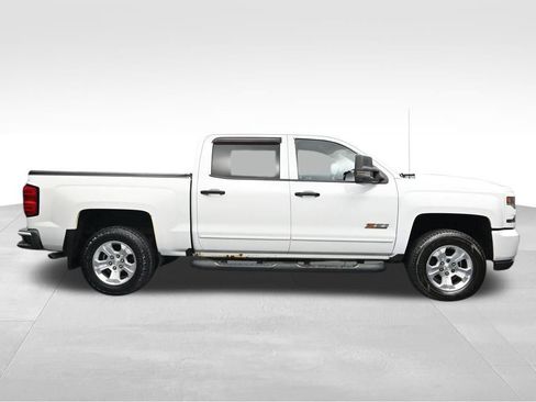 Used 2018 Chevrolet Silverado 1500 LT w/ All Star Edition AWD/4WD image 6