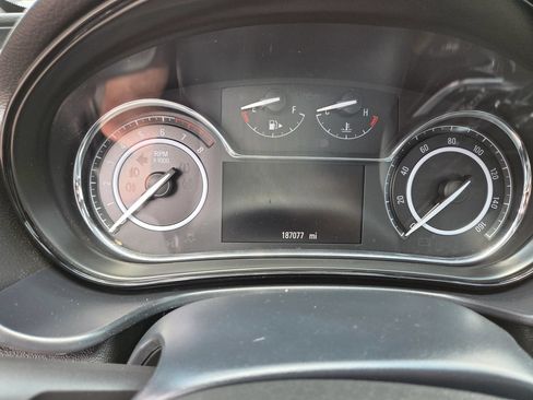 Used 2015 Buick Regal Premium w/ Experience Buick Package FWD image 26