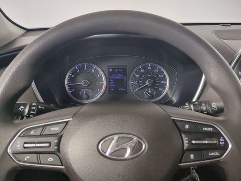 Used 2019 Hyundai Santa Fe SE image 32