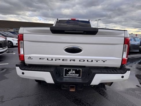 Used 2019 Ford F350 Lariat w/ Lariat Ultimate Package image 4