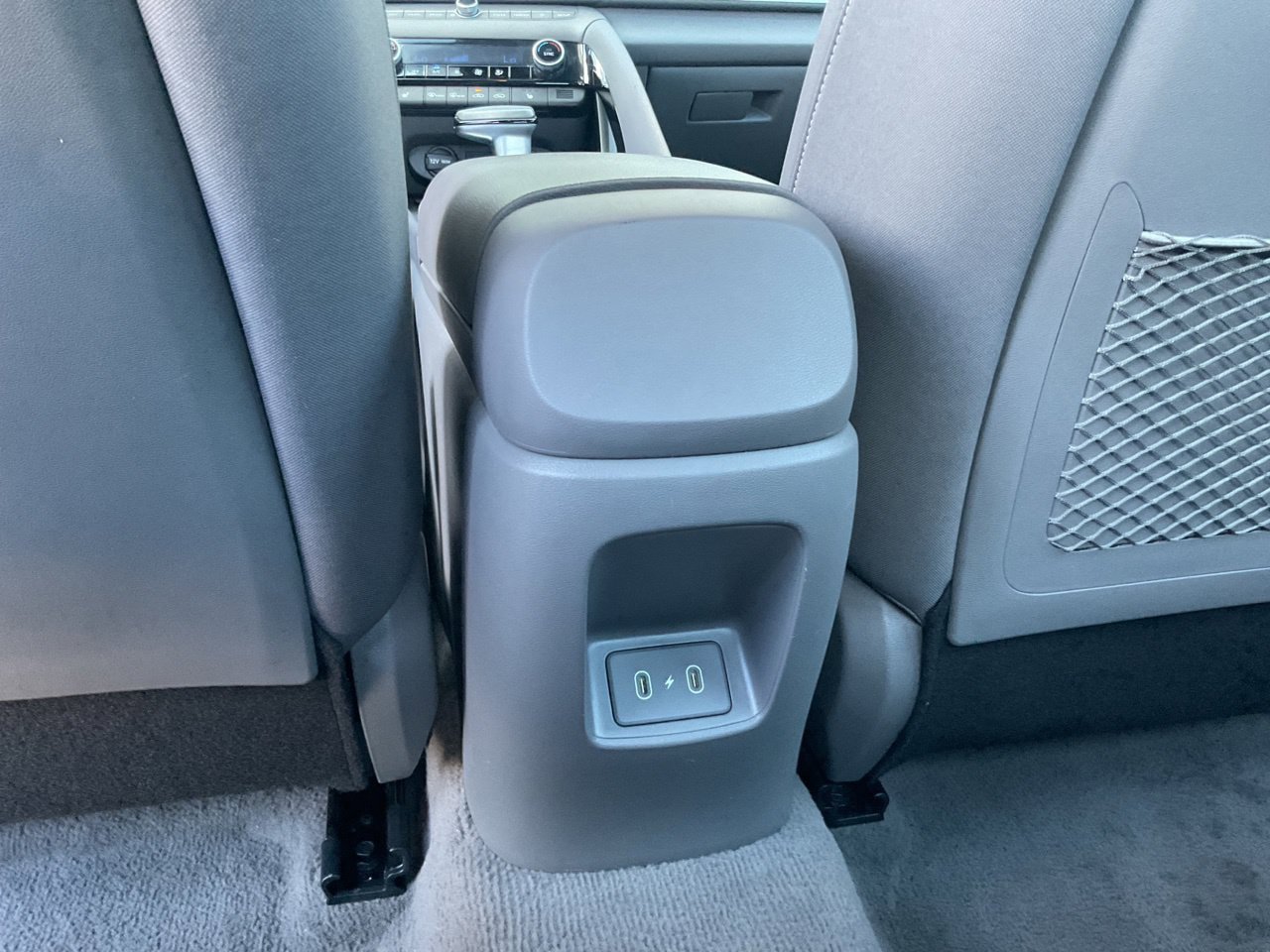 Used 2025 Hyundai Elantra SEL FWD image 9