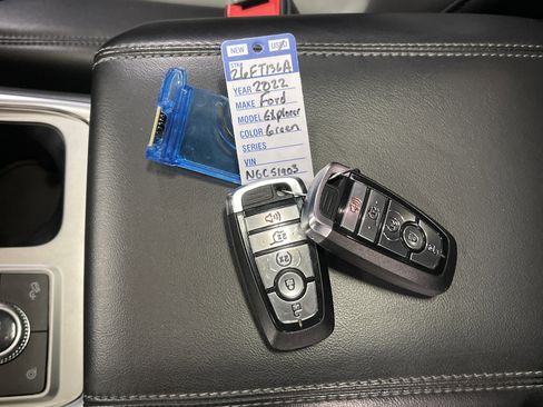 Used 2022 Ford Explorer XLT w/ Equipment Group 202A image 29