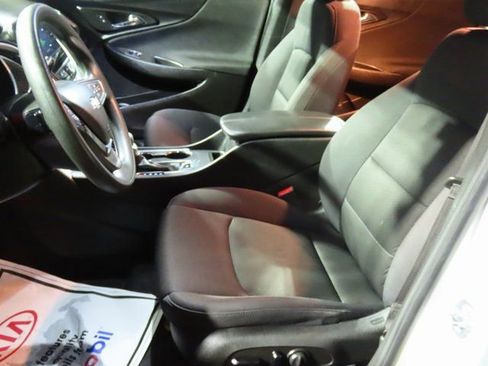 Used 2023 Chevrolet Malibu LT image 43