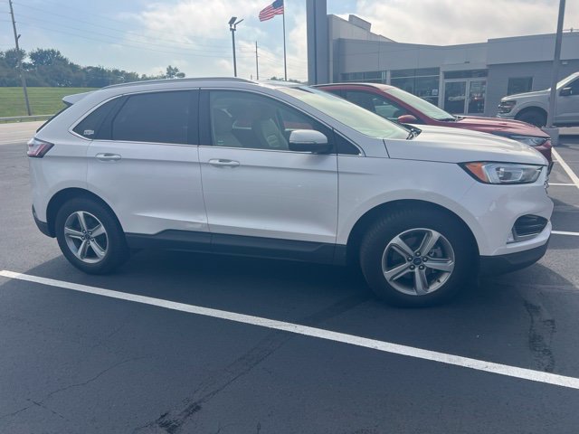 Used 2019 Ford Edge SEL w/ Equipment Group 201A FWD image 3