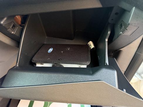 Used 2020 Ford Transit Connect XL image 29