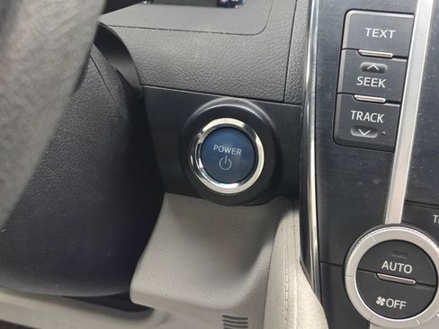 Used 2012 Toyota Camry XLE image 27