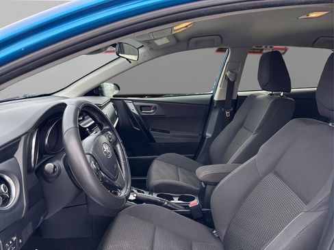 Used 2017 Toyota Corolla iM image 9