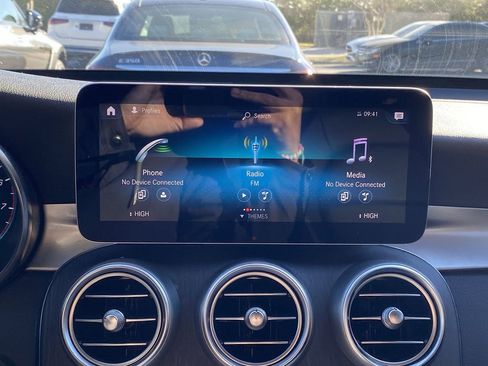 Certified 2021 Mercedes-Benz GLC 300 4MATIC image 7