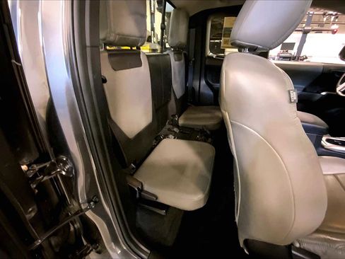 Used 2021 Toyota Tacoma SR5 image 20