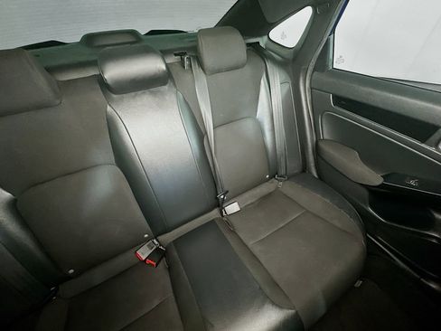 Used 2023 Honda Civic Sport image 14