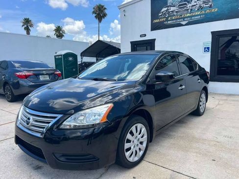 Used 2015 Nissan Sentra SV FWD image 1