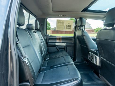 Used 2015 Ford F150 Lariat w/ Equipment Group 502A Luxury AWD/4WD image 16