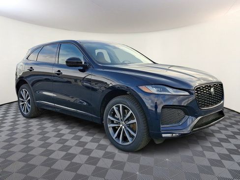 New 2026 Jaguar F-PACE R-Dynamic S image 5