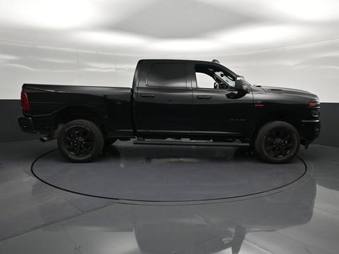 Used 2025 RAM 2500 Big Horn AWD/4WD image 4