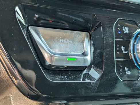 Used 2024 GMC Sierra 1500 Denali AWD/4WD image 17