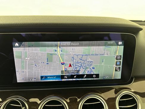 Used 2021 Mercedes-Benz E 350 Sedan image 32