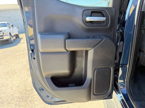 Used 2019 Chevrolet Silverado 1500 Custom Trail Boss image 11