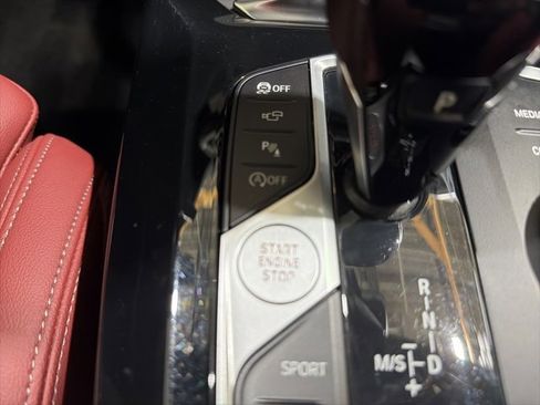 Certified 2024 BMW X3 xDrive30i w/ Premium Package image 38