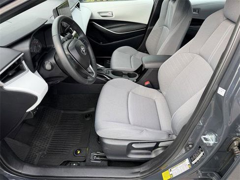 Certified 2025 Toyota Corolla SE image 19