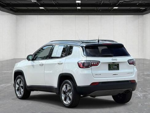 Certified 2021 Jeep Compass Limited AWD/4WD image 3
