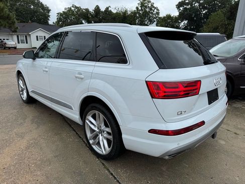 Used 2018 Audi Q7 3.0T Prestige w/ Prestige Package image 4