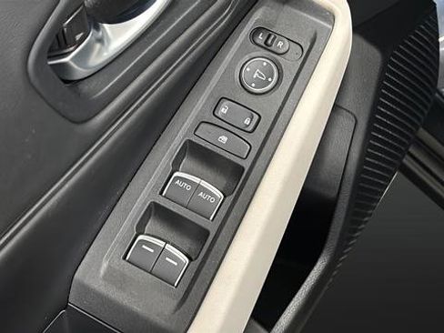 Used 2024 Honda Accord EX image 22