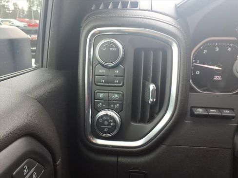 Used 2020 GMC Sierra 3500 Denali w/ Denali Ultimate Package image 26