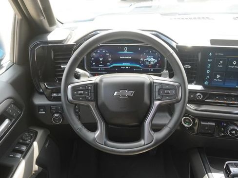 Used 2025 Chevrolet Silverado 1500 ZR2 w/ Technology Package AWD/4WD image 16