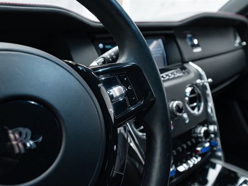 Used 2020 Rolls-Royce Cullinan image 39