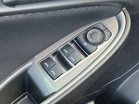 Used 2025 Chevrolet Malibu LT image 34