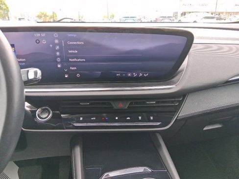 Used 2024 Buick Envision Preferred AWD/4WD image 21