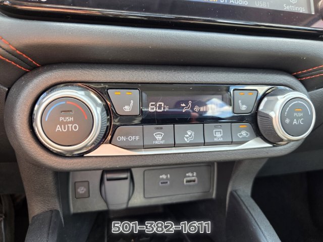 Used 2024 Nissan Versa SR FWD image 27