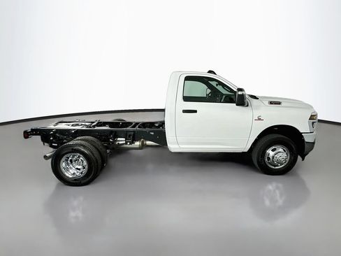 New 2026 RAM 3500 Tradesman w/ Chrome Appearance Group A AWD/4WD image 8