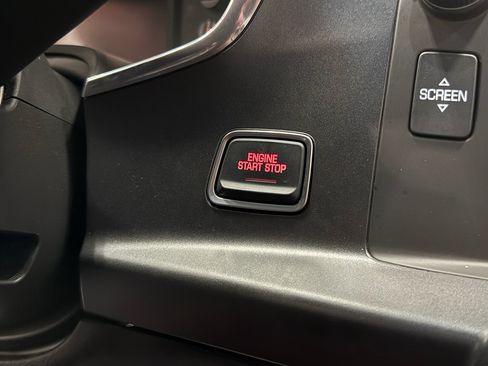 Used 2014 Chevrolet Corvette Z51 2LT w/ 2LT Preferred Equipment Group image 12