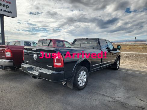 Used 2024 RAM 3500 Limited AWD/4WD image 5