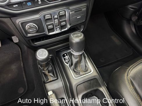 Used 2021 Jeep Wrangler Unlimited Sahara AWD/4WD image 20