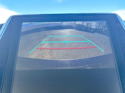 Used 2021 Toyota Prius Prime XLE image 39