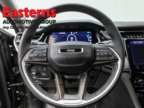 Used 2023 Jeep Grand Cherokee 4WD 4xe image 10