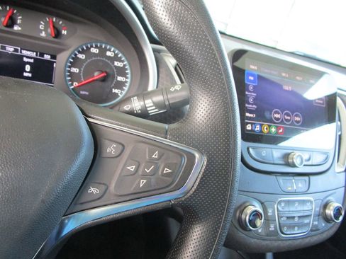 Used 2024 Chevrolet Malibu LT FWD image 29