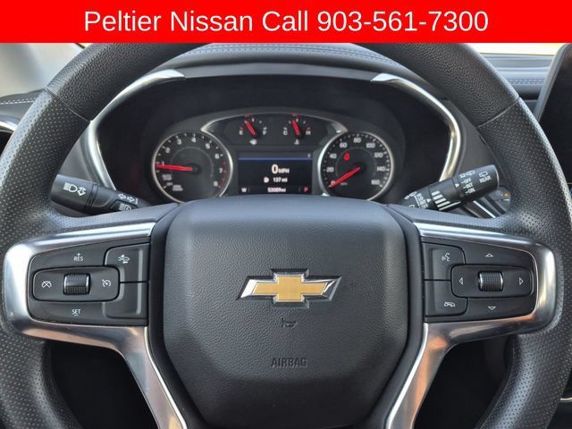 Used 2025 Chevrolet Blazer LT FWD image 26