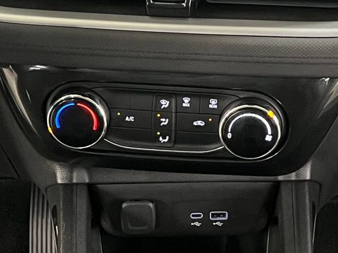 Certified 2026 Chevrolet TrailBlazer LT FWD image 23