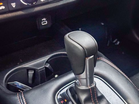 Certified 2024 Honda HR-V Sport image 25