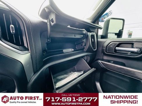 Used 2022 Chevrolet Silverado 3500 LTZ w/ LTZ Texas Edition image 15