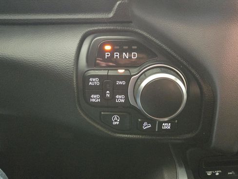 Used 2019 RAM 1500 Big Horn image 21