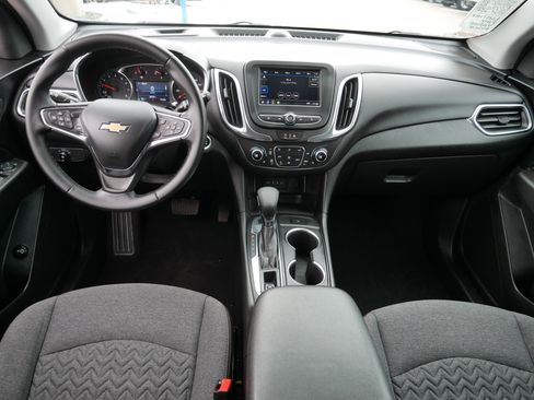 Used 2024 Chevrolet Equinox LT w/ LPO, Floor Liner Package image 10