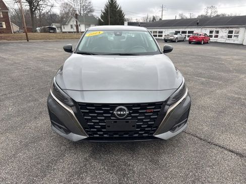 Used 2024 Nissan Altima 2.5 SR image 5