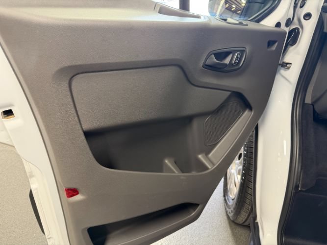 Used 2023 Ford Transit 350 XLT RWD image 10